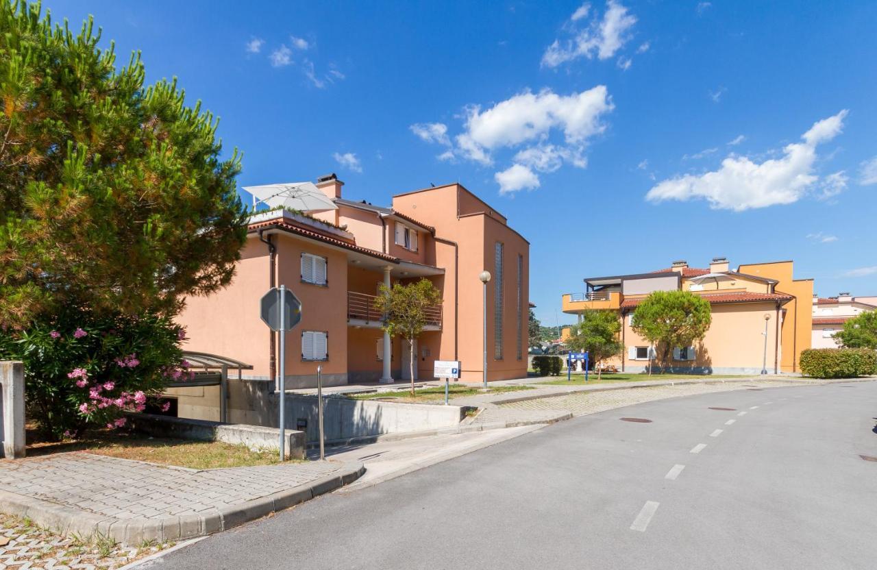 Premium Sea Side Marina Apartment By Locap Group Portoroz Exterior photo